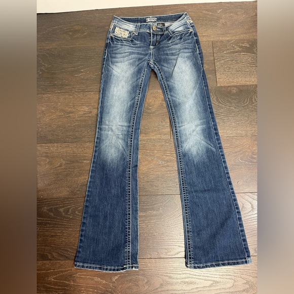 Embellished Blue Jeans - Picture 13 of 13